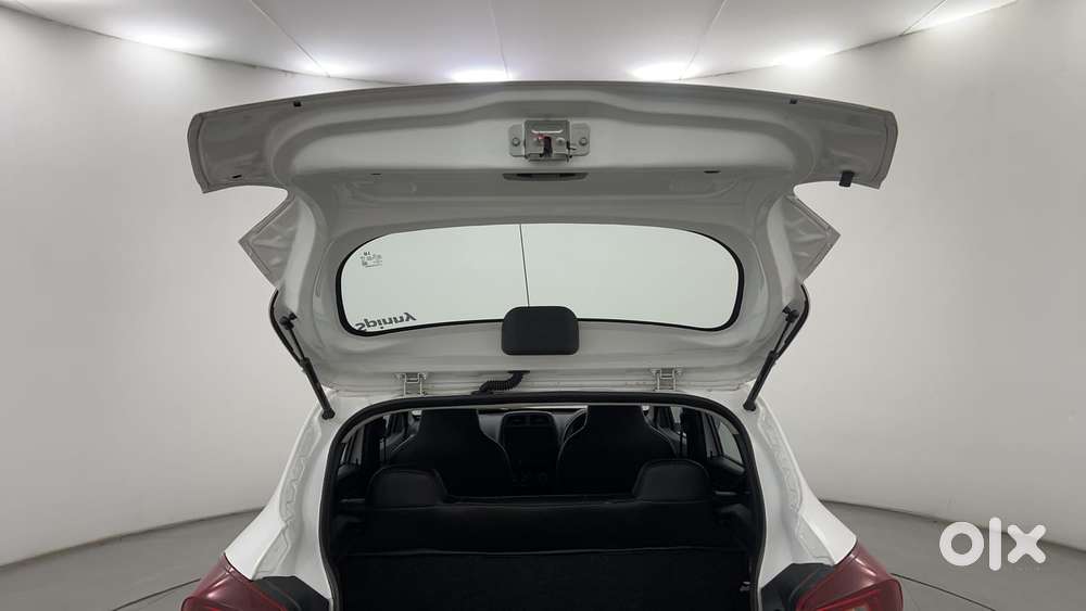 Renault Kwid 2019-ongoing 1.0 Rxt Amt (o), 2022, Petrol