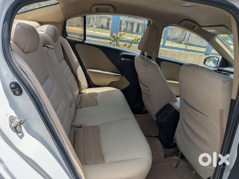 Maruti Suzuki Ciaz Zeta 1.5 At, 2017, Petrol