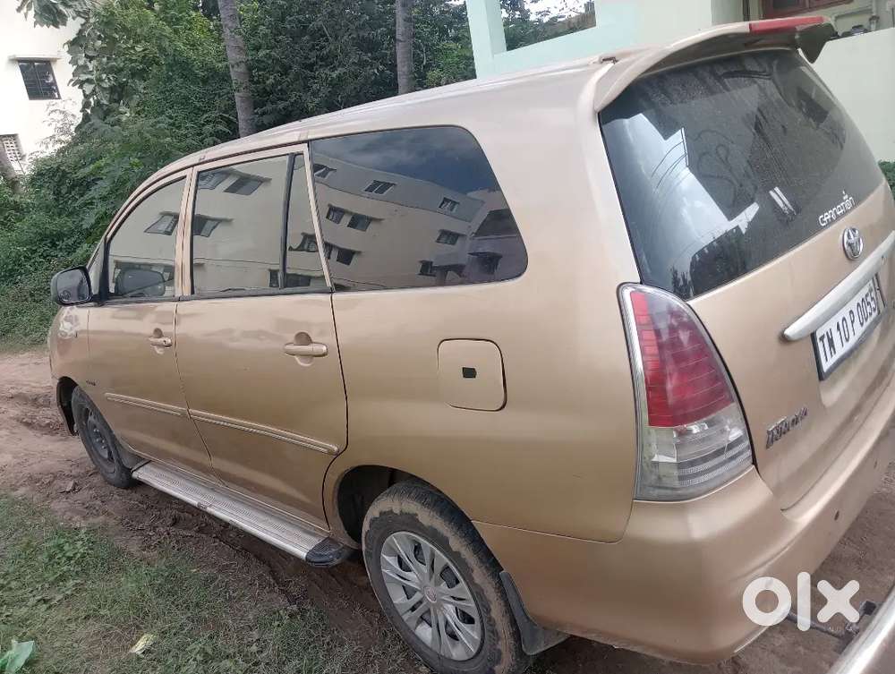 Toyota Innova 2005 Diesel 100000 Km Driven
