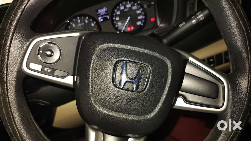 Honda Amaze 2023 S Petrol (i-vtec) – 5,600 Km  Single Owner