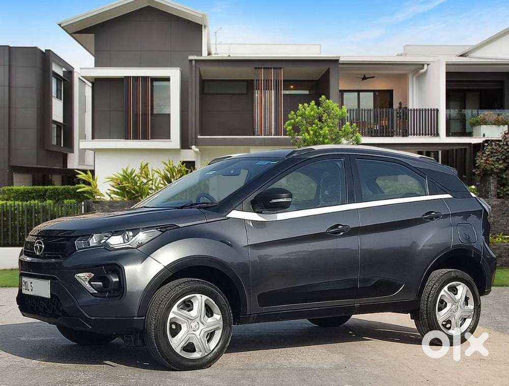 Tata Nexon 1.2 Revotron Xma Amt (s), 2023, Petrol