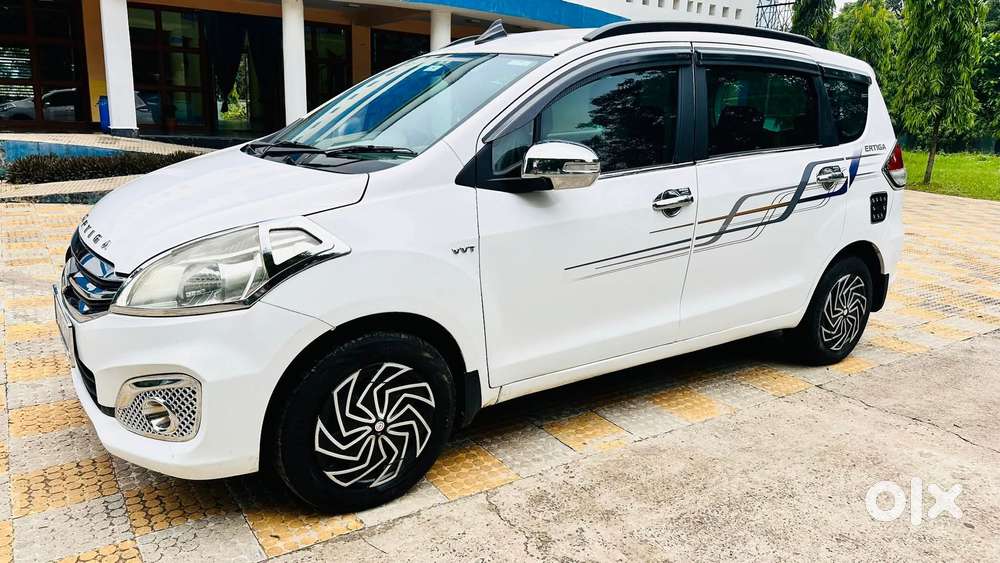 Maruti Suzuki Ertiga Vxi Shvs, 2017, Petrol