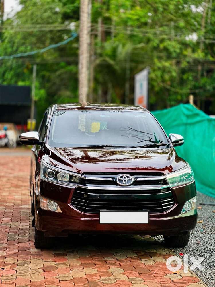 Toyota Innova Crysta Diesel 2017