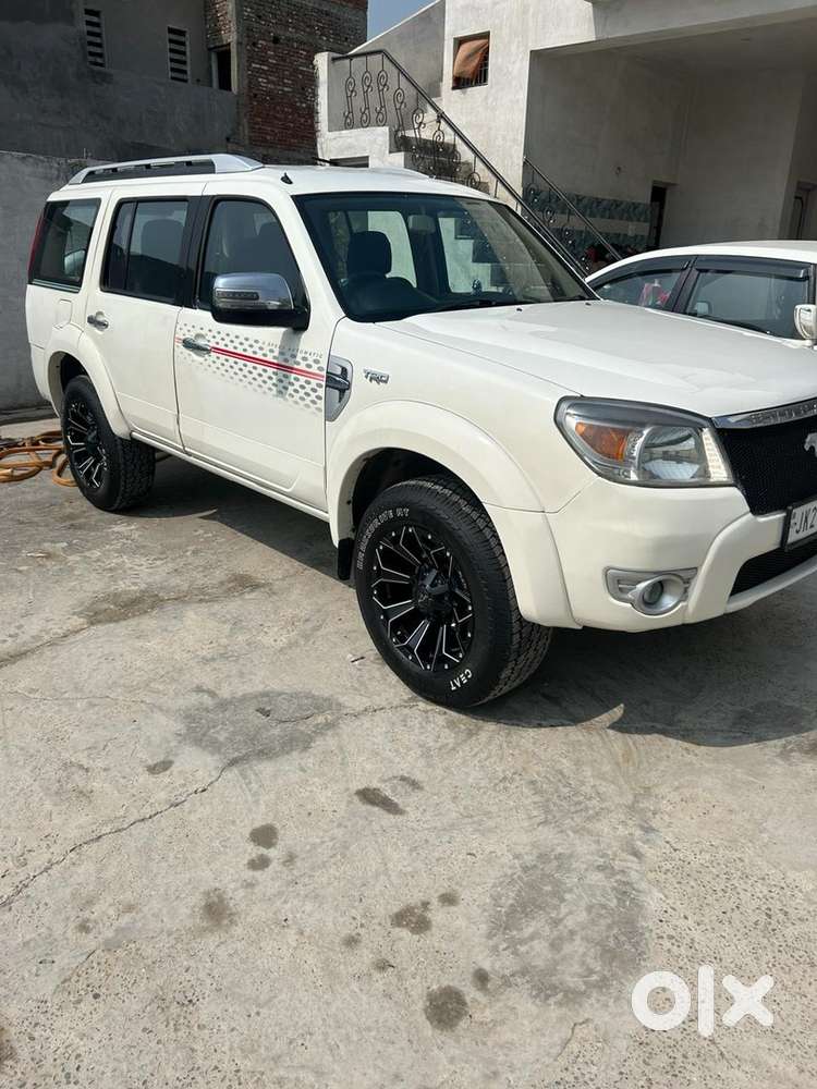 Ford Endeavour Diesel 2013