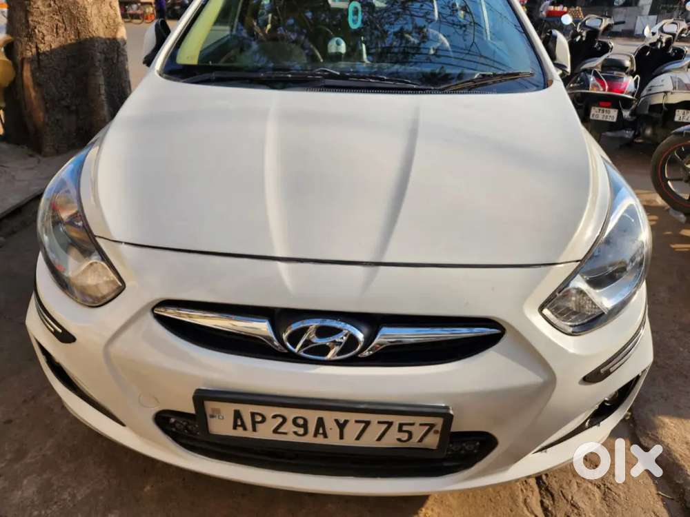 Hyundai Fluidic Verna 2013