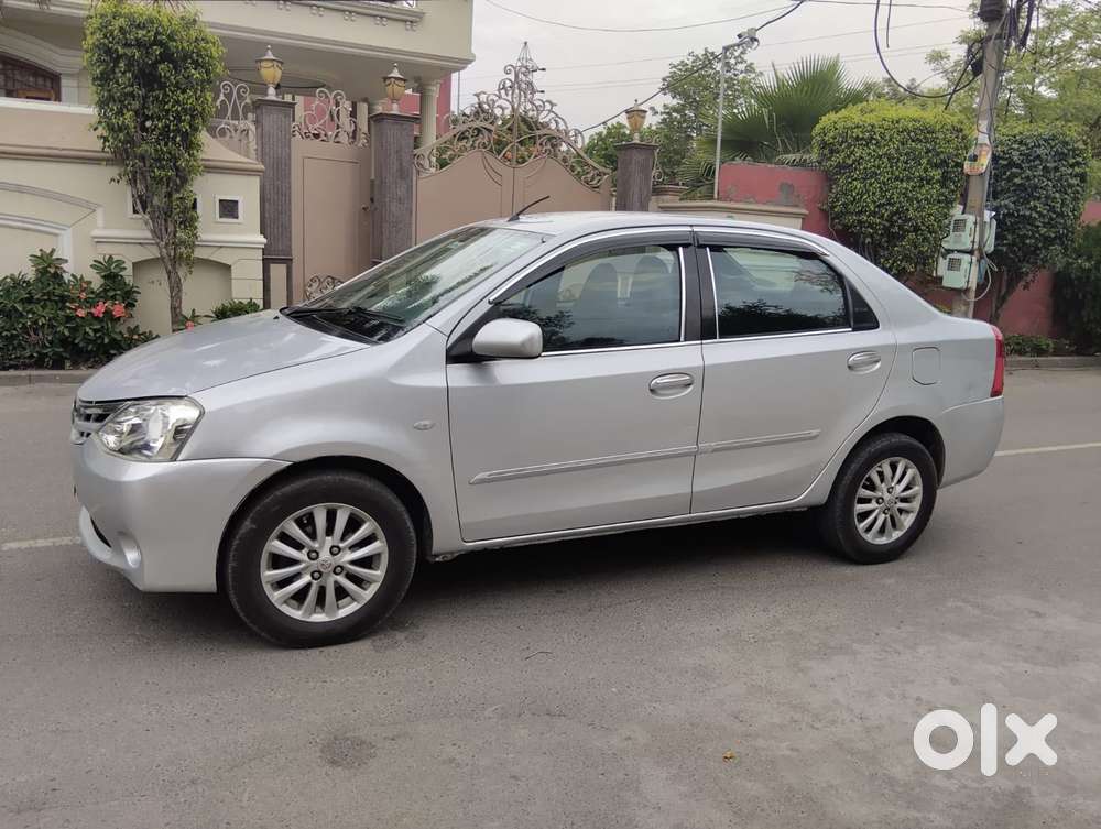 Toyota Etios 2010-2012 G, 2011, Petrol