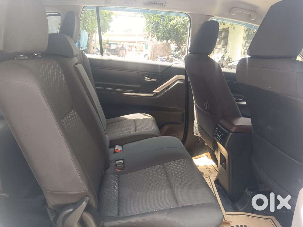 Toyota Innova Hycross 2.0 Gx 8 Str, 2024, Petrol