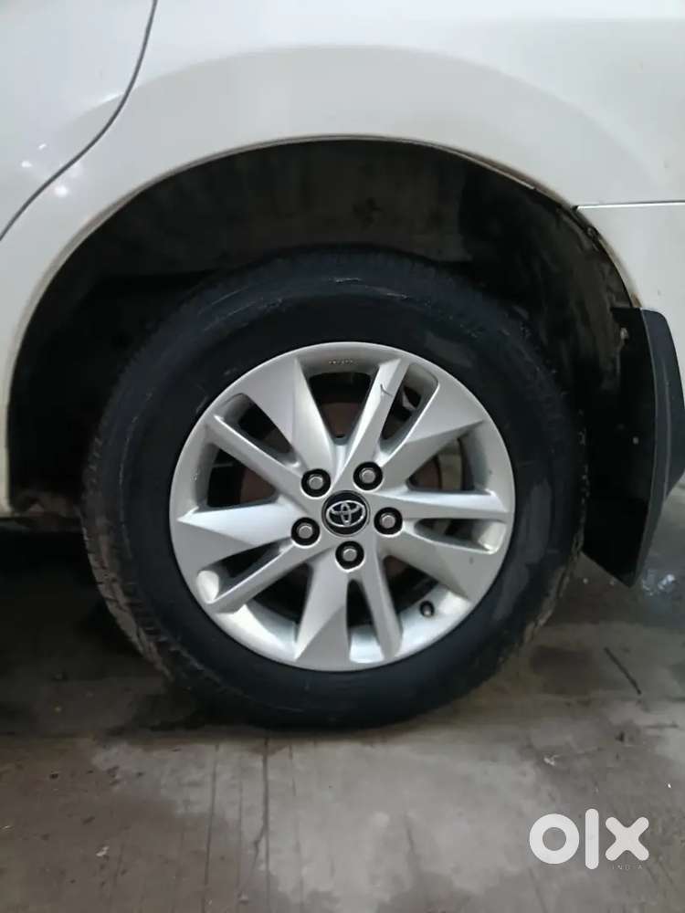 Toyota Innova Crysta