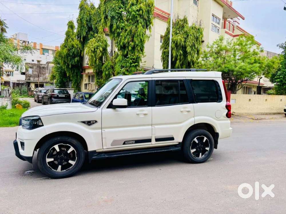 Mahindra Scorpio Classic 2.2 S 11 Mt 7 Str, 2023, Diesel