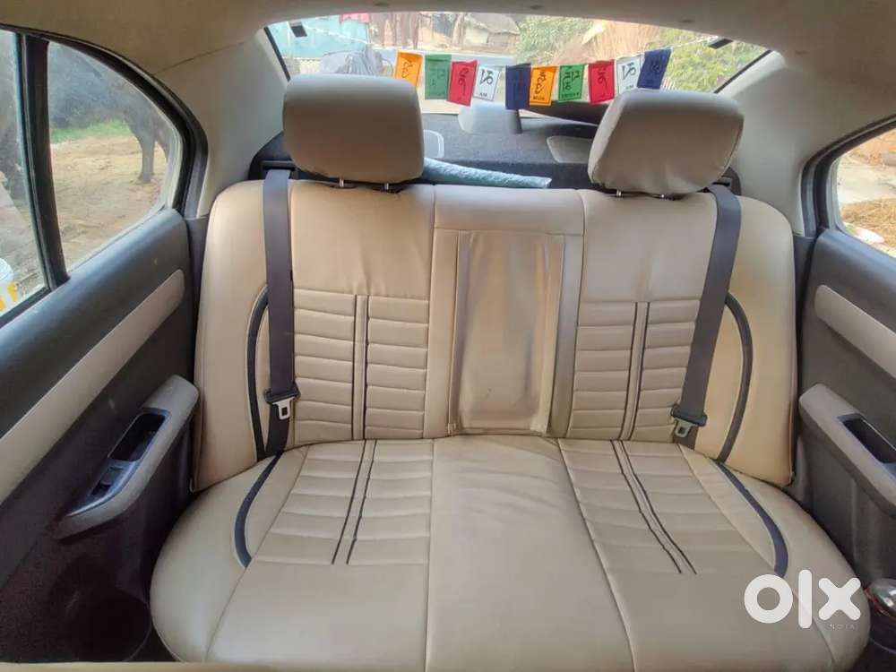 Maruti Suzuki Dzire 2010 Cng Outside Fitted