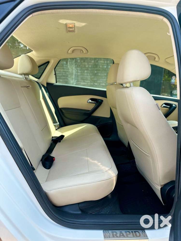 Skoda Rapid 1.0 Style At, 2021, Petrol