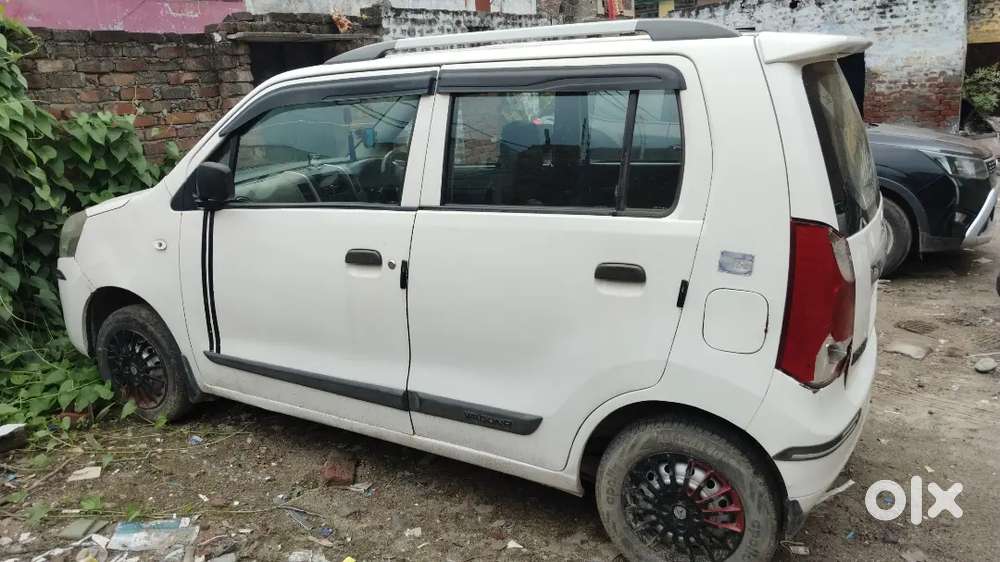 2nd Owner Maruti Wagon R 2014