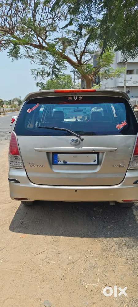 Toyota Innova 2.5 G (m) Diesel 2009 Model, 8-seater, Single Owner
