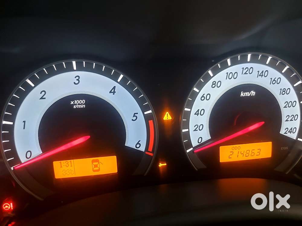 Toyota Corolla Altis 2013