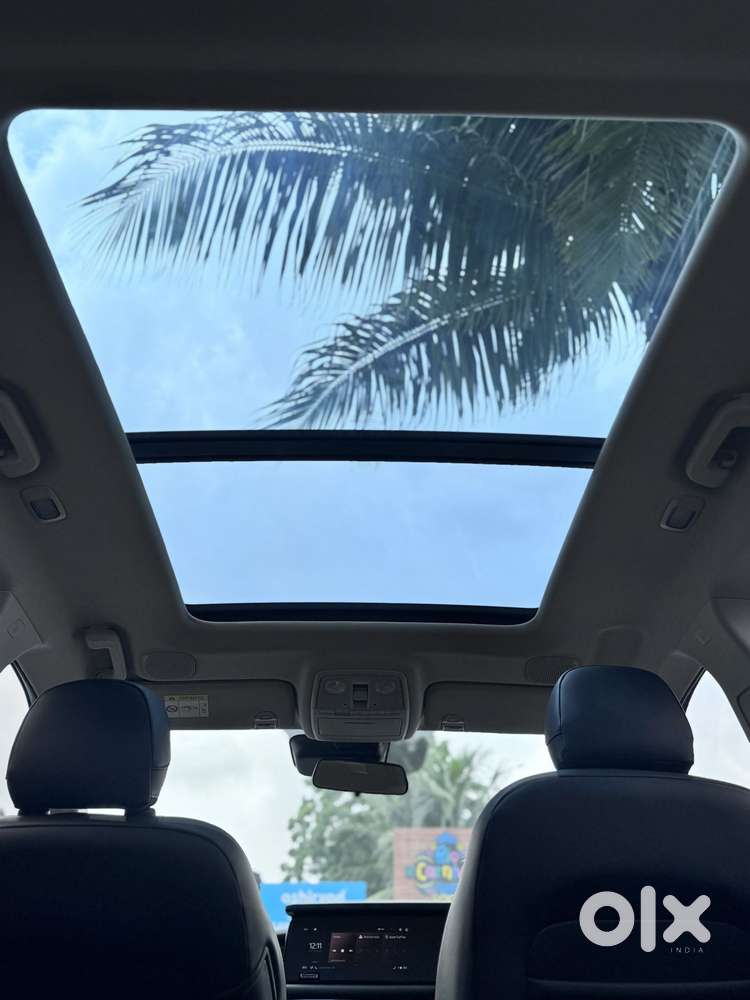 Mahindra Xuv700 2.2 Ax 7 Diesel At Luxury Pack Str, 2026, Diesel