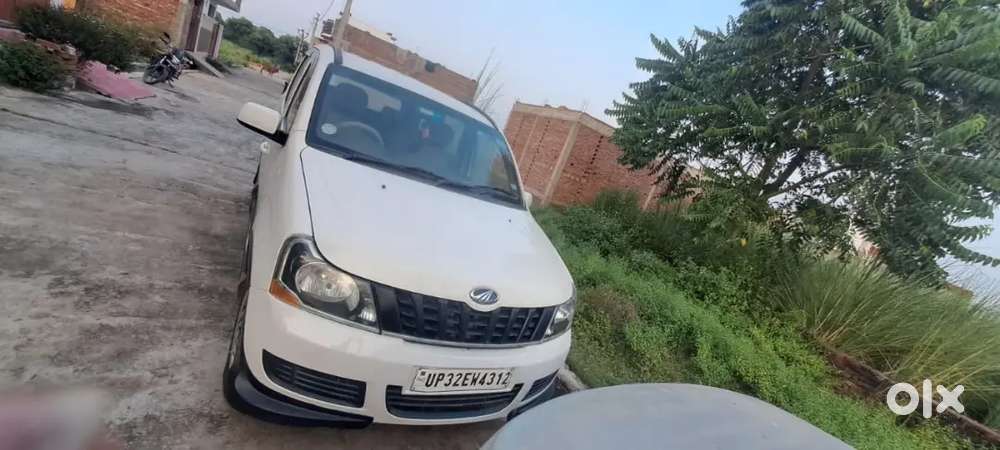 Mahindra Xylo 2013