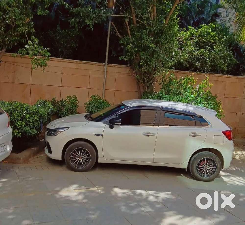 Baleno 2023 Petrol 1st Owner White Alloy Wheels Led Light Music System