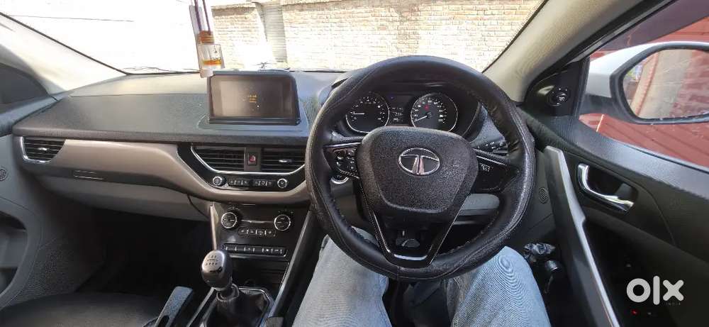 Tata Nexon Petrol  Mint Condition  72,000 Km  Well Maintained