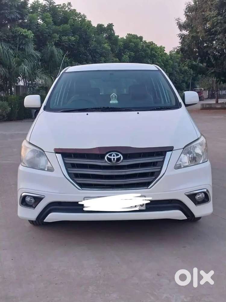 Toyota Innova Diesel 2015