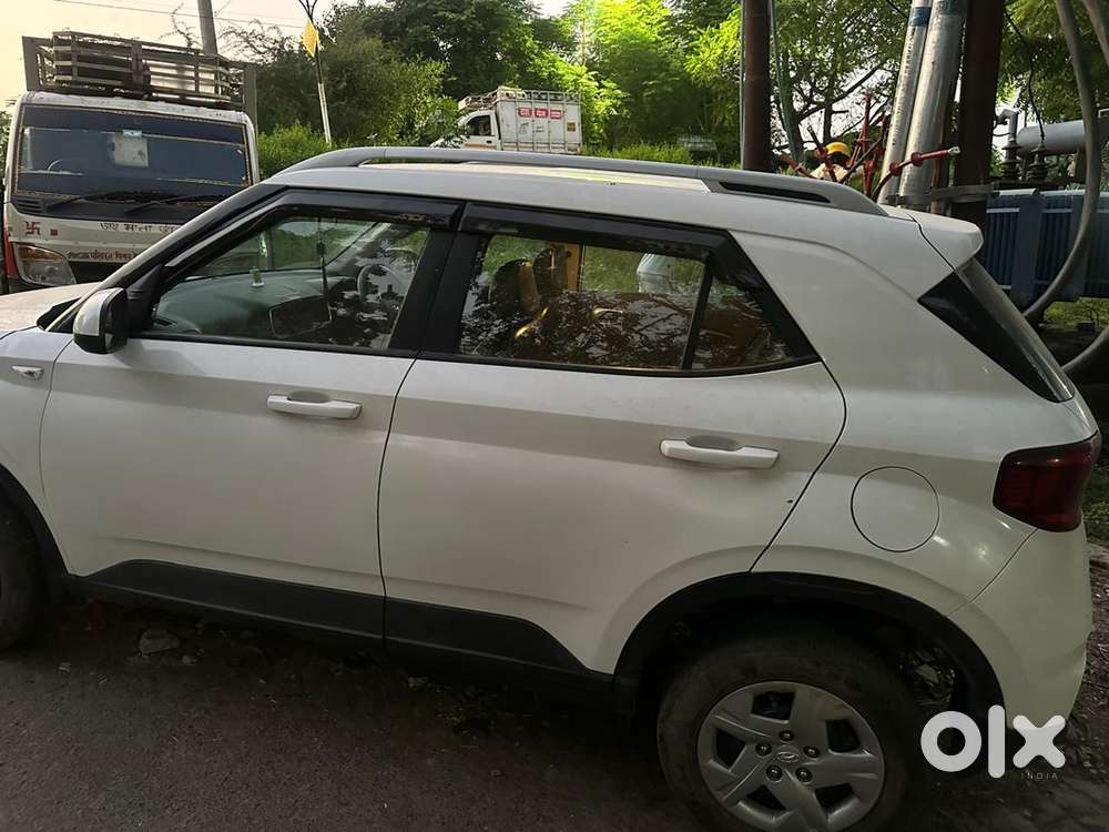 Hyundai Venue 2021 Petrol Manual