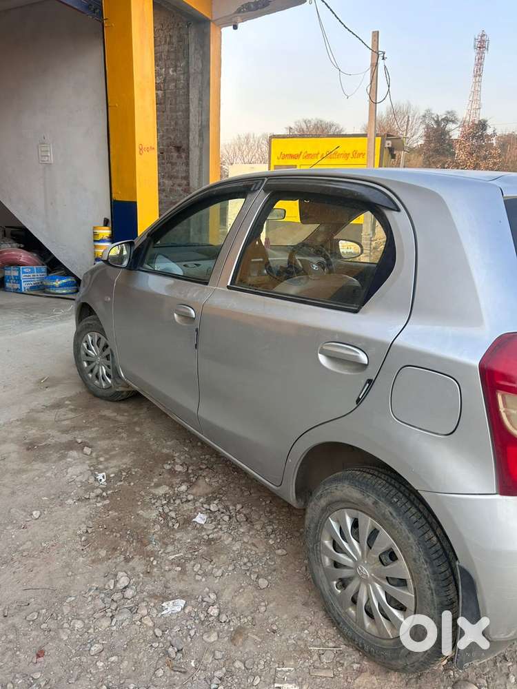 Toyota Etios Liva 2015