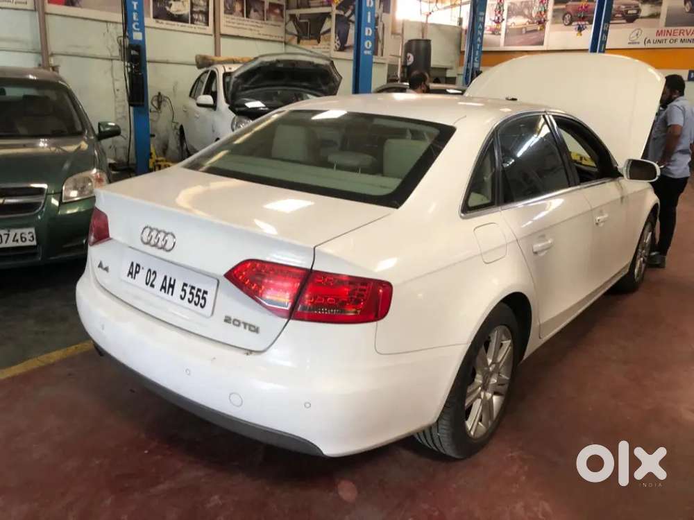 Audi A4 2011 Diesel 130000 Km Driven