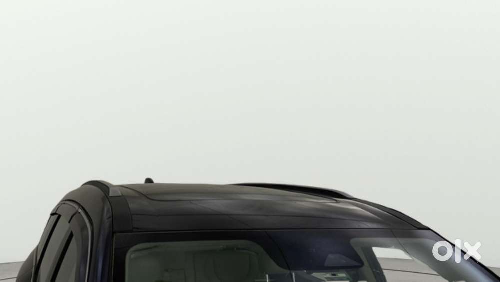 Mahindra Xuv700 2.0 Ax 7 Petrol At Luxury Pack Str, 2022, Petrol