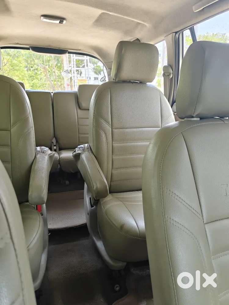 Toyota Innova 2012 Diesel Well Maintained