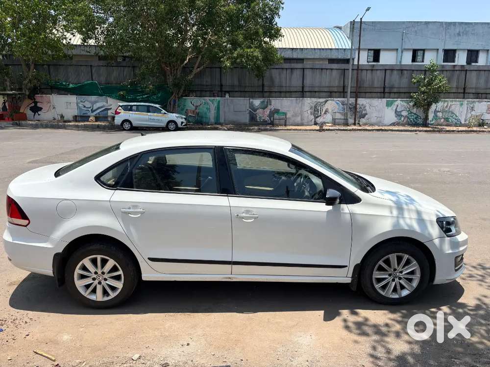 Volkswagen Vento 2015 Highline [ Negotiable ]
