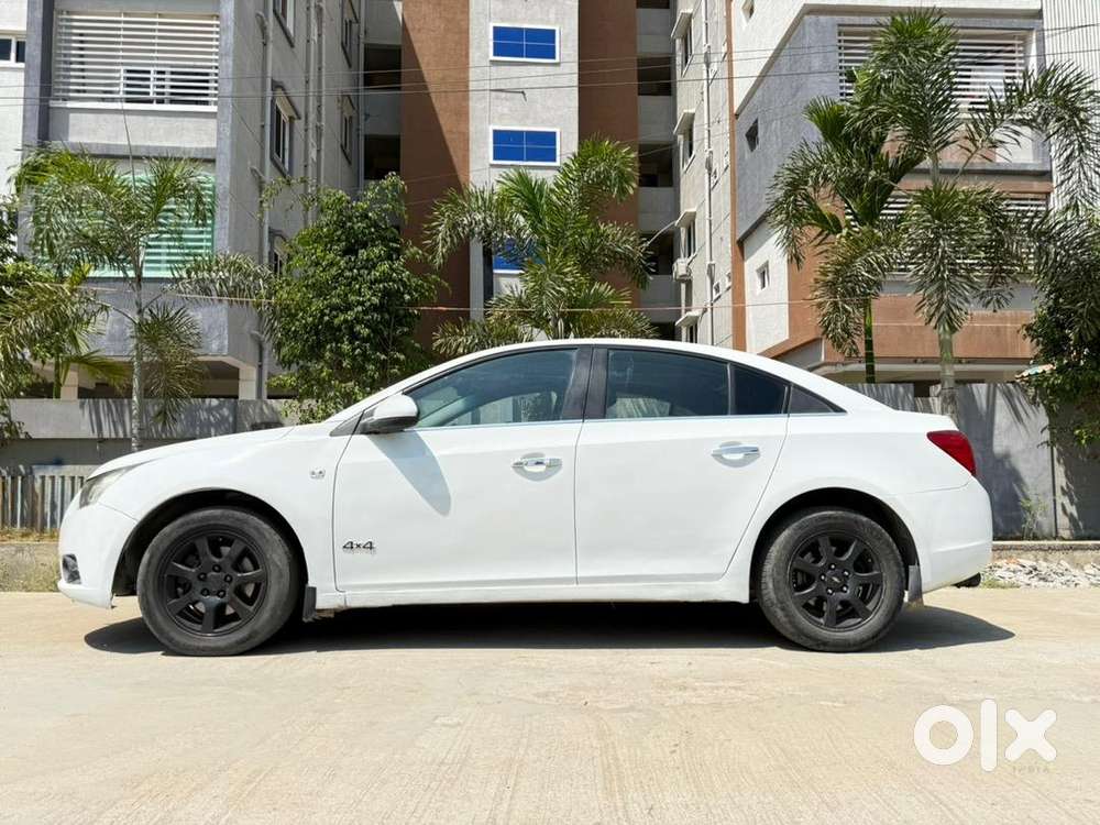 Chevrolet Cruze 2011 Diesel Well Maintained