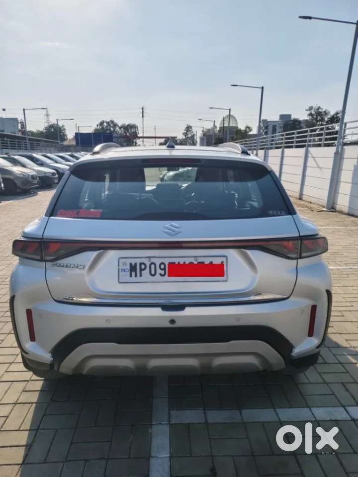 Maruti Suzuki Fronx Delta Plus 1.2l Mt, 2023, Petrol