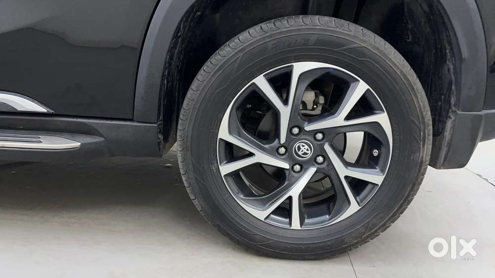 Toyota Urban Cruiser Hyryder 1.5 V Hybrid, 2024, Cng & Hybrids