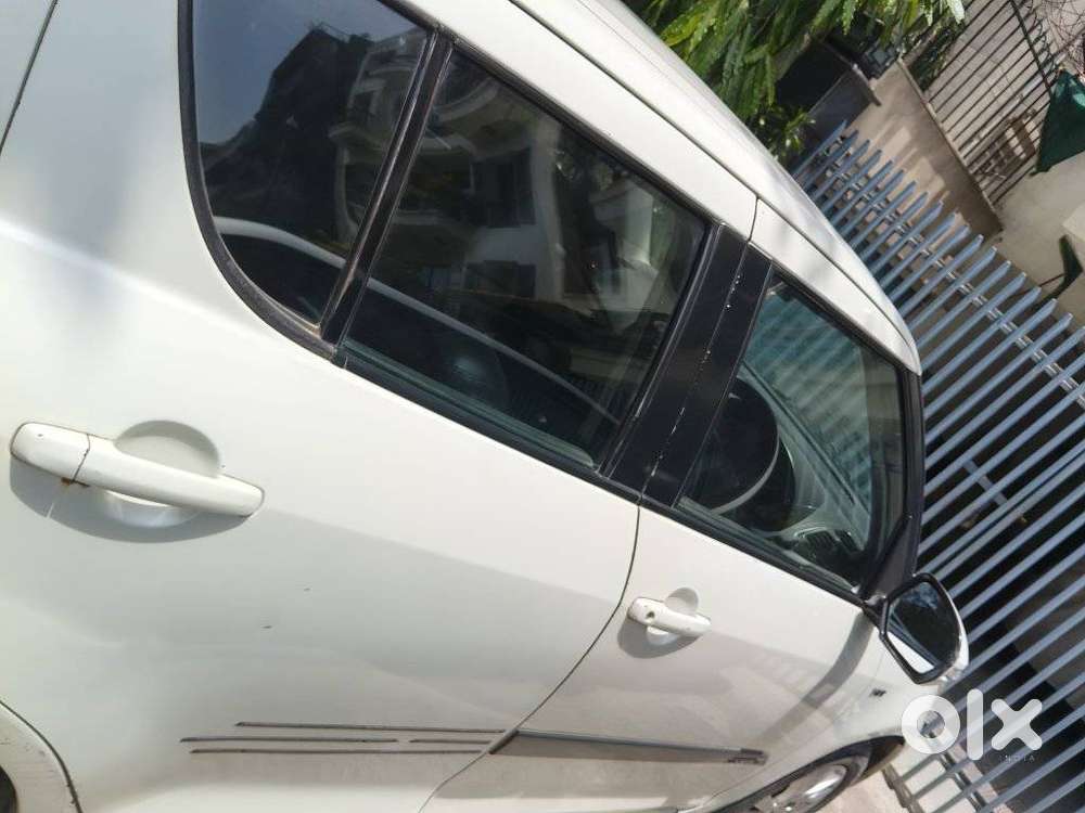 Maruti Suzuki Swift Zxi, 2012, Petrol