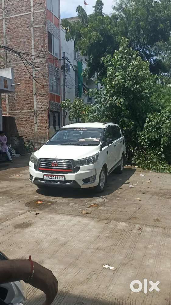Toyota Innova Crysta Diesel 2016
