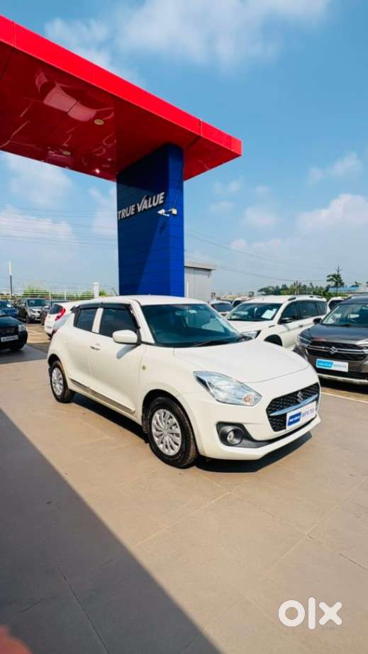 Maruti Suzuki Swift Vvt Lxi, 2018, Petrol