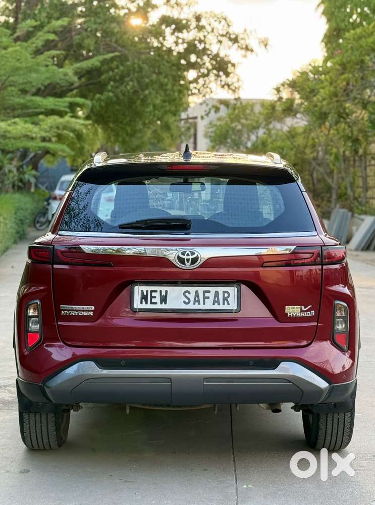 Toyota Urban Cruiser Hyryder 1.5 V Hybrid, 2023, Petrol