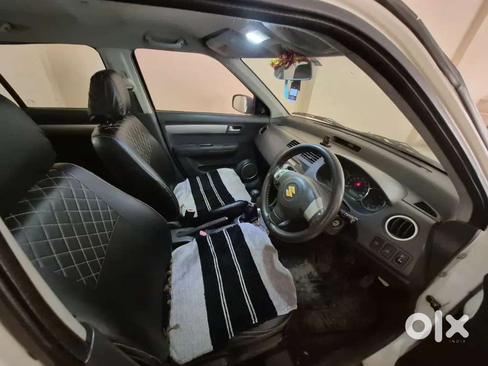 Swift Maruti Suzuki 2011 Car