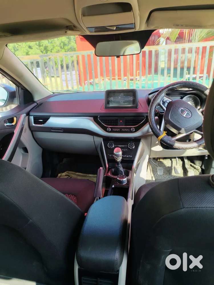 Tata Nexon 1.2 Revotron Xz Plus, 2017, Petrol
