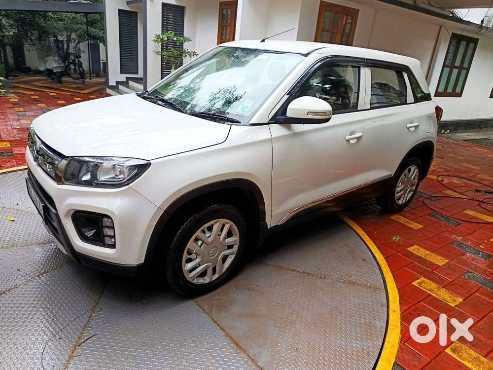 Maruti Vitara Brezza Only 22000km Used By Single Owner