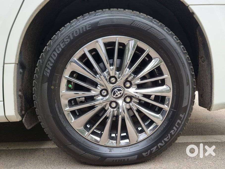 Toyota Vellfire Vip – Executive Lounge, 2022, Cng & Hybrids