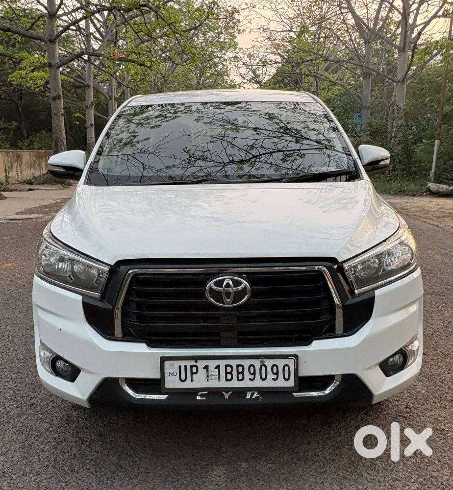 Toyota Innova Crysta 2.4 G Mt 7 Str, 2016, Diesel