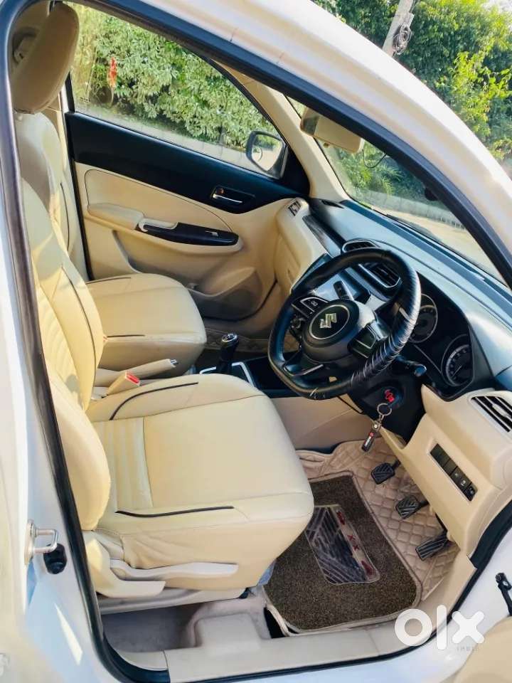 Maruti Suzuki Dzire 1.2 Vxi, 2023, Petrol