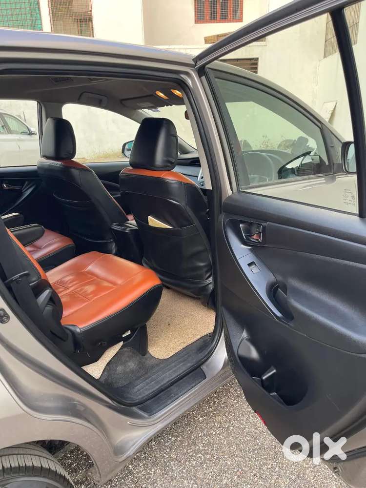 Toyota Innova Crysta