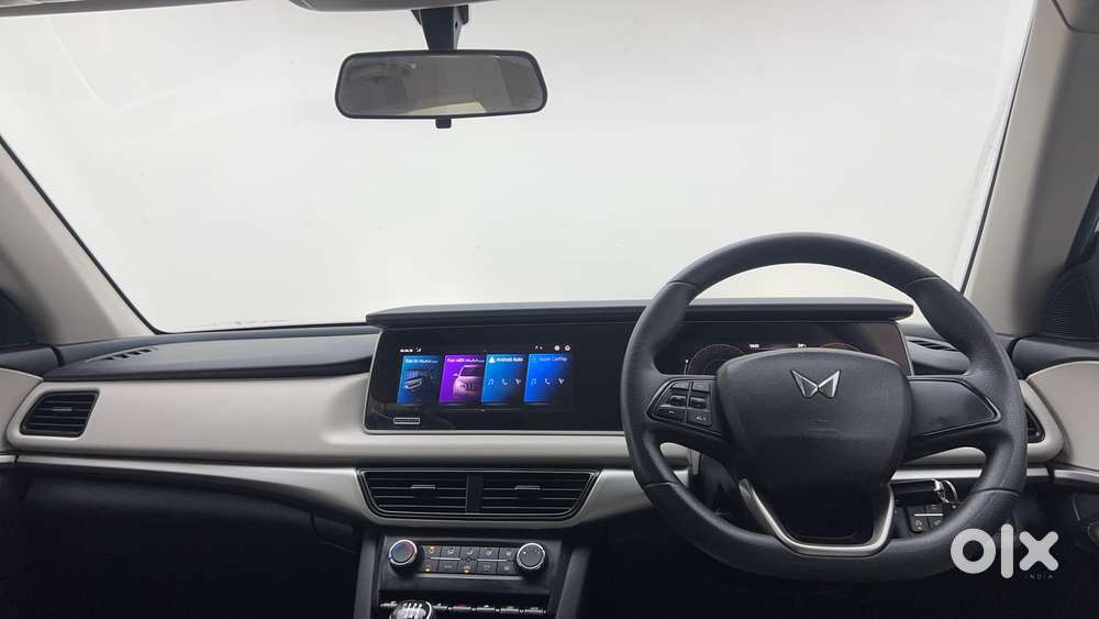 Mahindra Xuv700 2.2 Ax 5 Diesel Mt 7 Str, 2023, Diesel