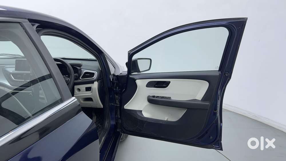 Tata Altroz Xm Plus Petrol, 2024, Petrol