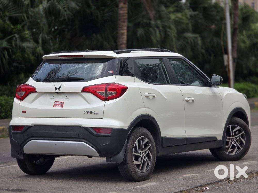 Mahindra Xuv300 W8 Option, 2023, Petrol