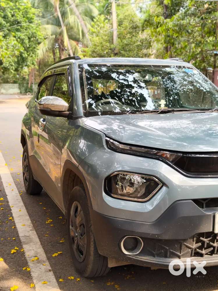 Tata Punch Adventure +