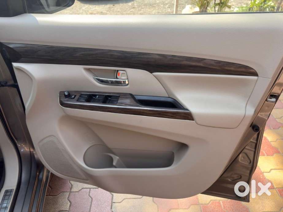 Maruti Suzuki Ertiga Zxi At, 2019, Petrol
