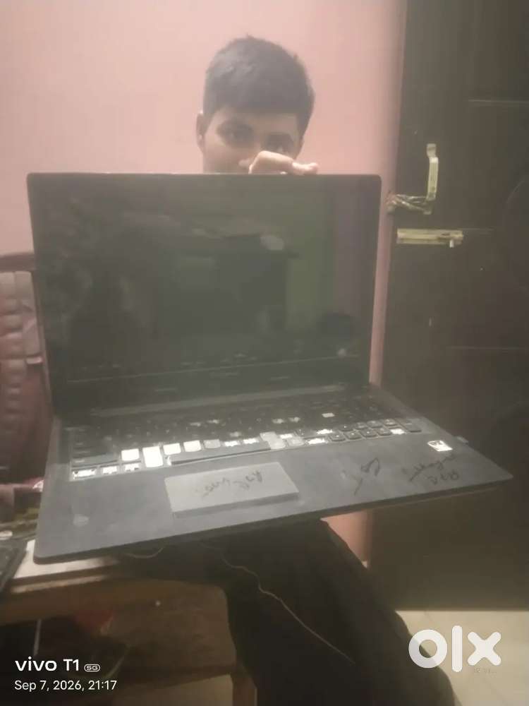Lenovo dolbi 1TB hard disk and 4gb ram