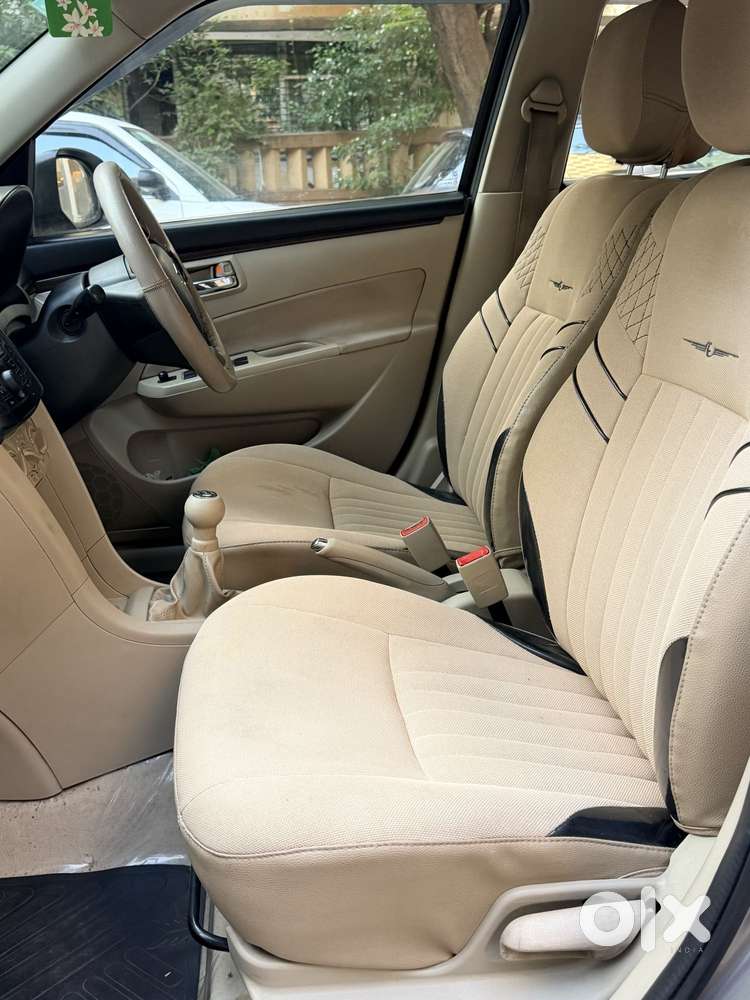 Maruti Suzuki Swift Dzire 1.2 Vxi Regal Limited Edition, 2013, Petro..